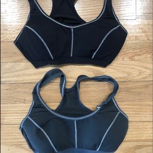 sports bra